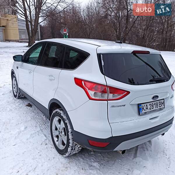 Позашляховик / Кросовер Ford Escape 2012 в Кам'янському