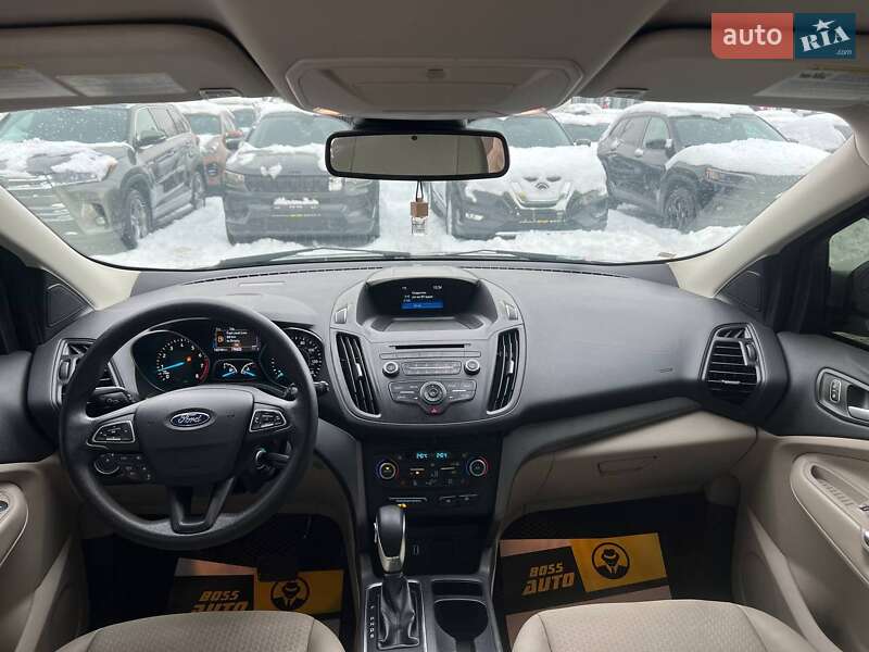 Внедорожник / Кроссовер Ford Escape 2018 в Ивано-Франковске