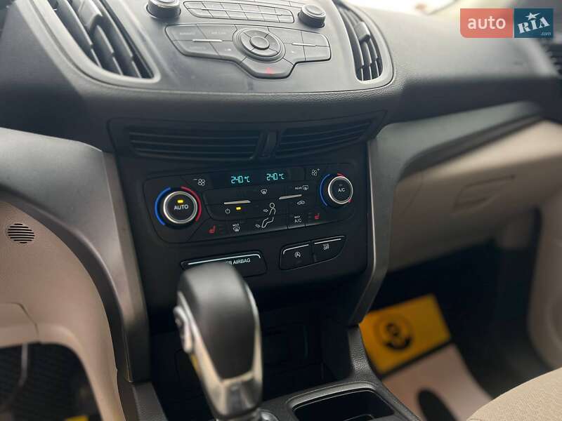 Внедорожник / Кроссовер Ford Escape 2018 в Ивано-Франковске