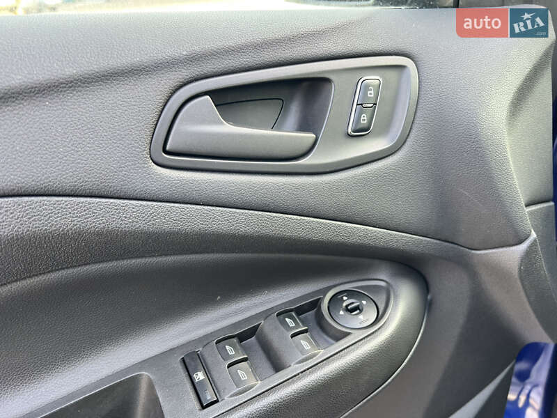 Позашляховик / Кросовер Ford Escape 2014 в Миколаєві