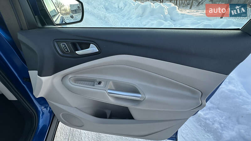 Позашляховик / Кросовер Ford Escape 2017 в Дубні фото 35 Позашляховик / Кросовер Ford Escape 2017 в Дубні