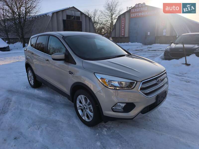 Позашляховик / Кросовер Ford Escape 2017 в Стрию фото 7 Позашляховик / Кросовер Ford Escape 2017 в Стрию