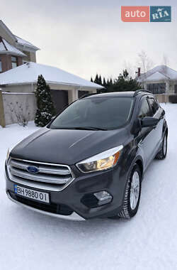 Позашляховик / Кросовер Ford Escape 2017 в Одесі