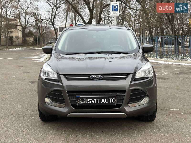 Внедорожник / Кроссовер Ford Escape 2015 в Николаеве