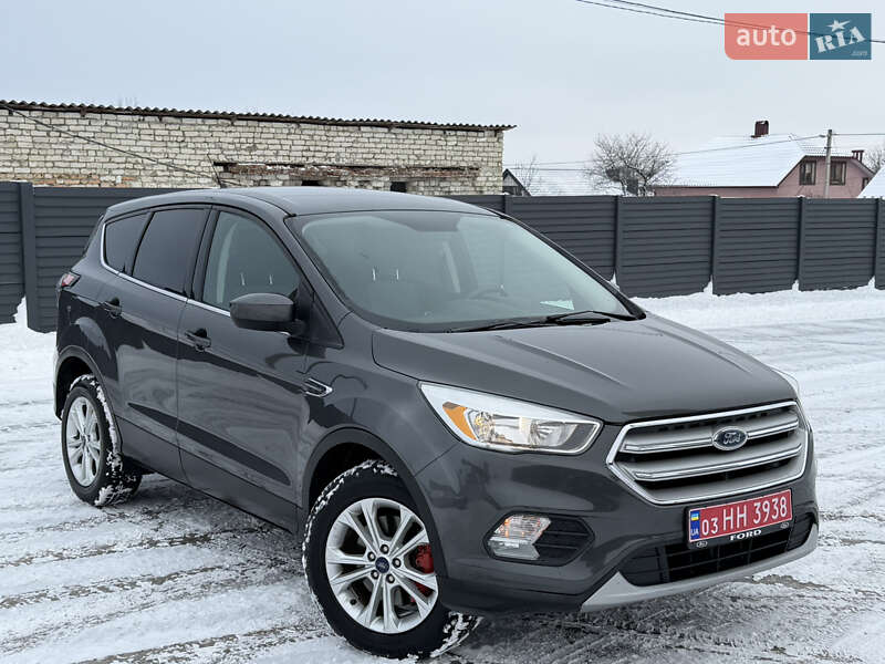Позашляховик / Кросовер Ford Escape 2018 в Дубні