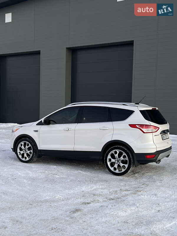 Внедорожник / Кроссовер Ford Escape 2016 в Сарнах