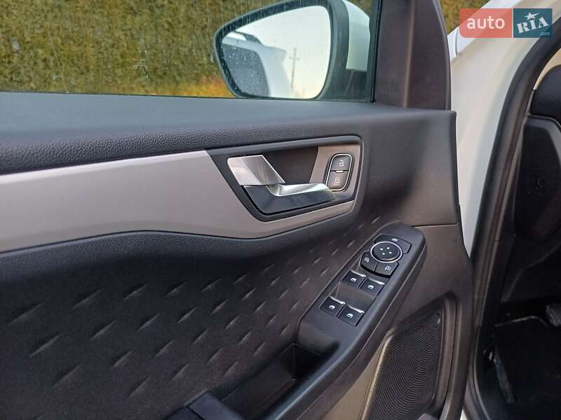 Внедорожник / Кроссовер Ford Escape 2019 в Стрые фото 12 Внедорожник / Кроссовер Ford Escape 2019 в Стрые