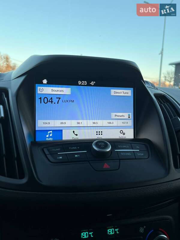 Внедорожник / Кроссовер Ford Escape 2017 в Львове