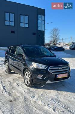 Внедорожник / Кроссовер Ford Escape 2019 в Львове