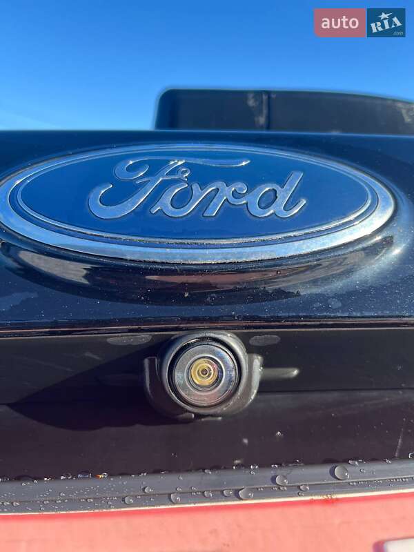 Позашляховик / Кросовер Ford Escape 2019 в Львові