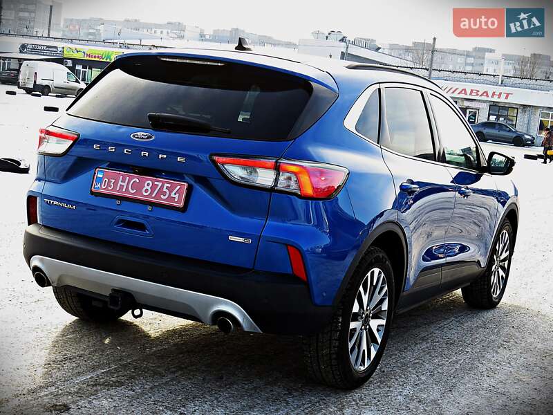 Позашляховик / Кросовер Ford Escape 2020 в Черкасах