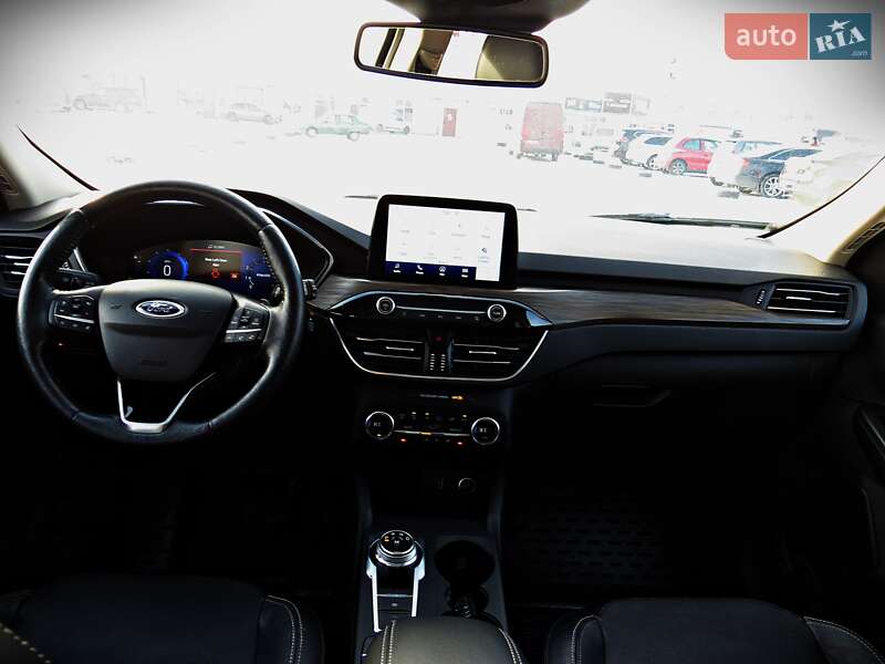 Позашляховик / Кросовер Ford Escape 2020 в Черкасах