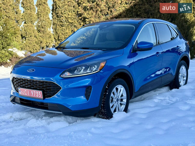 Позашляховик / Кросовер Ford Escape 2020 в Львові