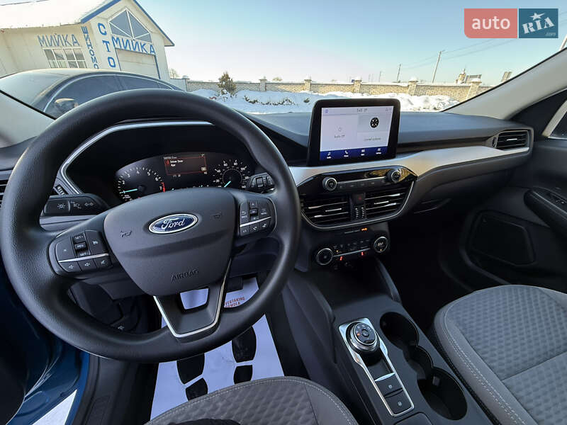 Позашляховик / Кросовер Ford Escape 2020 в Львові