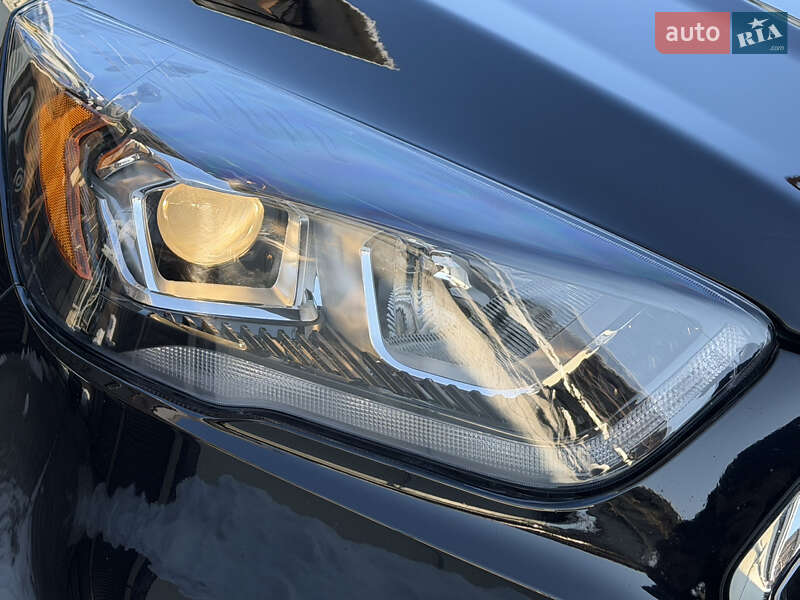 Позашляховик / Кросовер Ford Escape 2018 в Дрогобичі