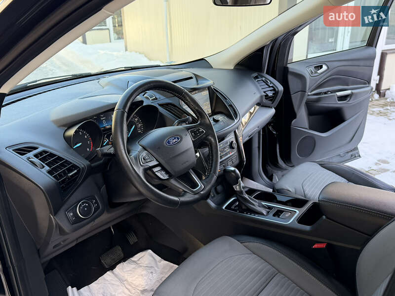 Позашляховик / Кросовер Ford Escape 2018 в Дрогобичі