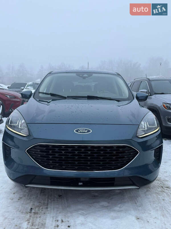 Позашляховик / Кросовер Ford Escape 2020 в Львові