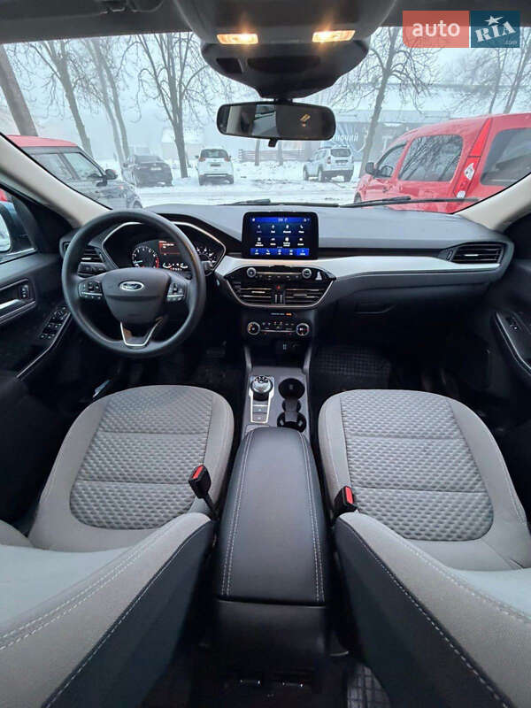 Позашляховик / Кросовер Ford Escape 2020 в Львові