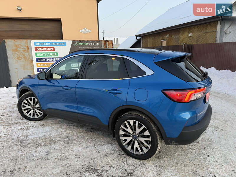 Позашляховик / Кросовер Ford Escape 2020 в Рівному