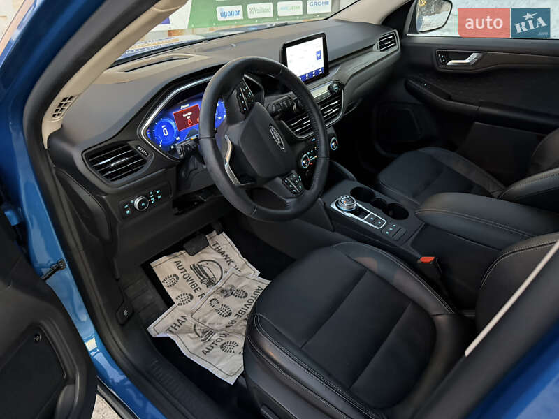 Позашляховик / Кросовер Ford Escape 2020 в Рівному