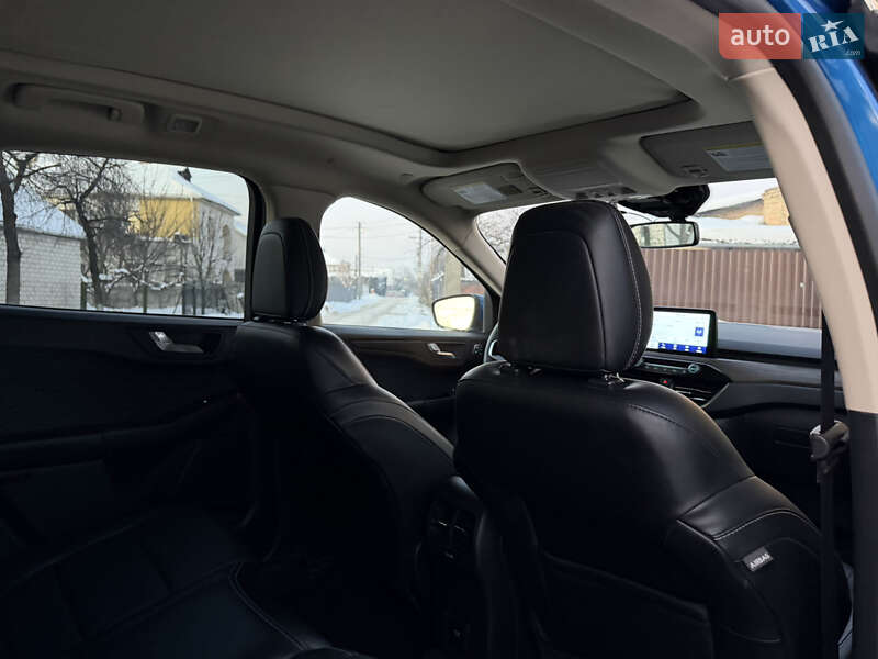 Позашляховик / Кросовер Ford Escape 2020 в Рівному