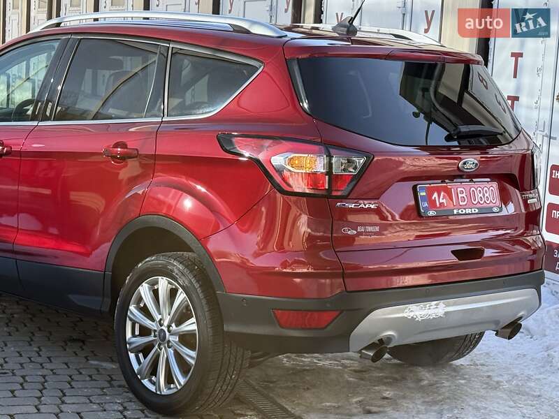 Позашляховик / Кросовер Ford Escape 2019 в Дрогобичі
