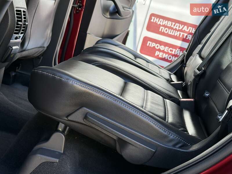 Позашляховик / Кросовер Ford Escape 2019 в Дрогобичі