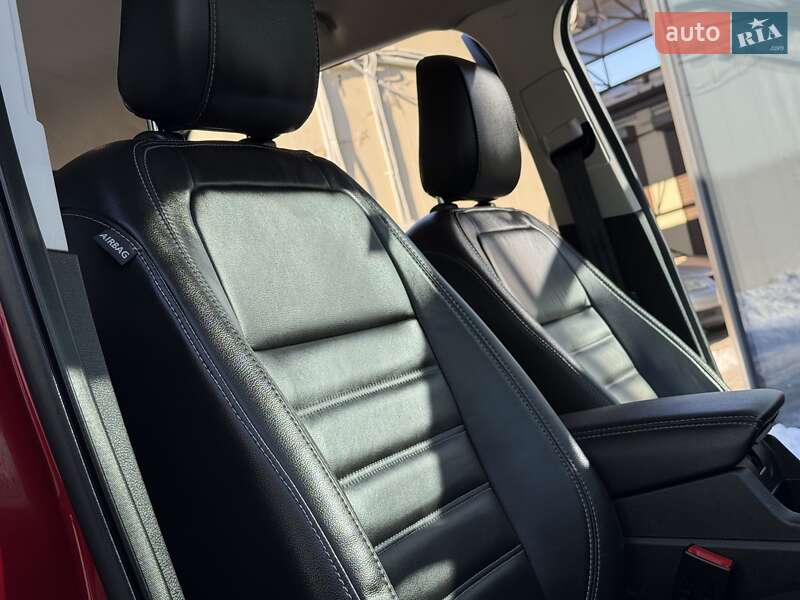 Позашляховик / Кросовер Ford Escape 2019 в Дрогобичі