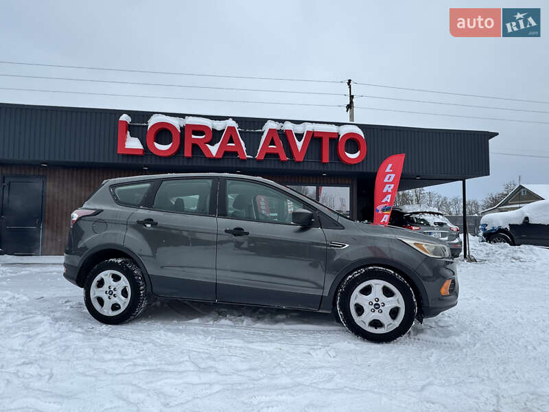 Внедорожник / Кроссовер Ford Escape 2016 в Остроге фото 9 Внедорожник / Кроссовер Ford Escape 2016 в Остроге