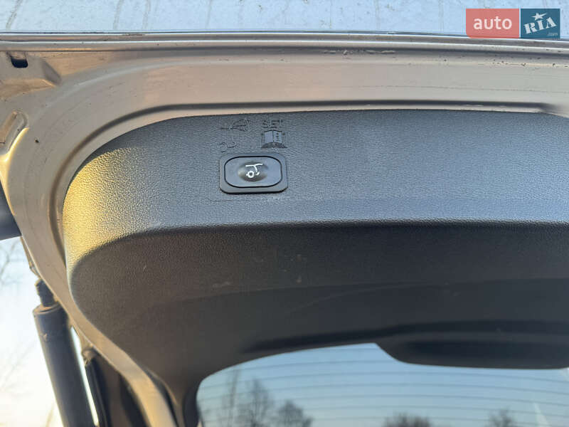 Позашляховик / Кросовер Ford Escape 2019 в Коломиї фото 29 Позашляховик / Кросовер Ford Escape 2019 в Коломиї