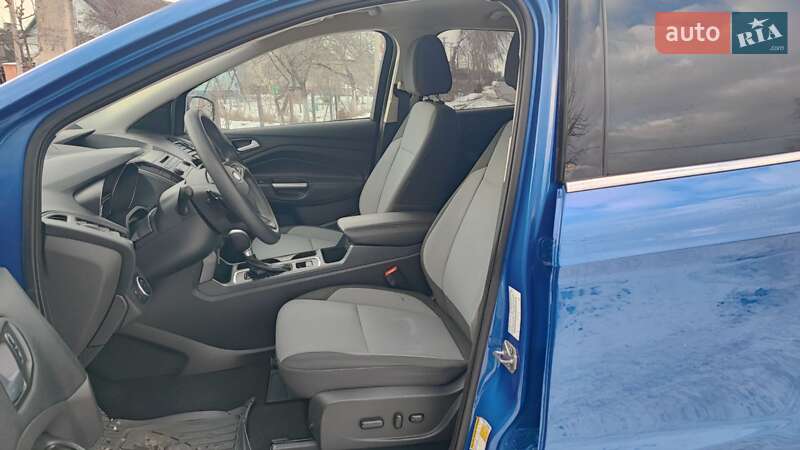 Позашляховик / Кросовер Ford Escape 2017 в Дубні фото 9 Позашляховик / Кросовер Ford Escape 2017 в Дубні
