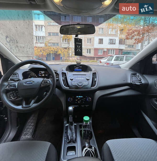 Внедорожник / Кроссовер Ford Escape 2016 в Черкассах