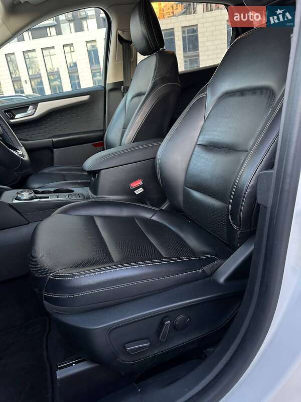 Внедорожник / Кроссовер Ford Escape 2020 в Киеве фото 19 Внедорожник / Кроссовер Ford Escape 2020 в Киеве