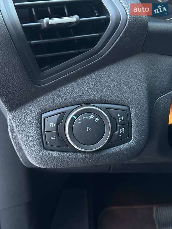 Внедорожник / Кроссовер Ford Escape 2019 в Киеве фото 12 Внедорожник / Кроссовер Ford Escape 2019 в Киеве