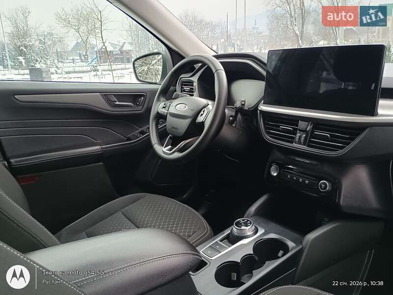 Внедорожник / Кроссовер Ford Escape 2023 в Хусте