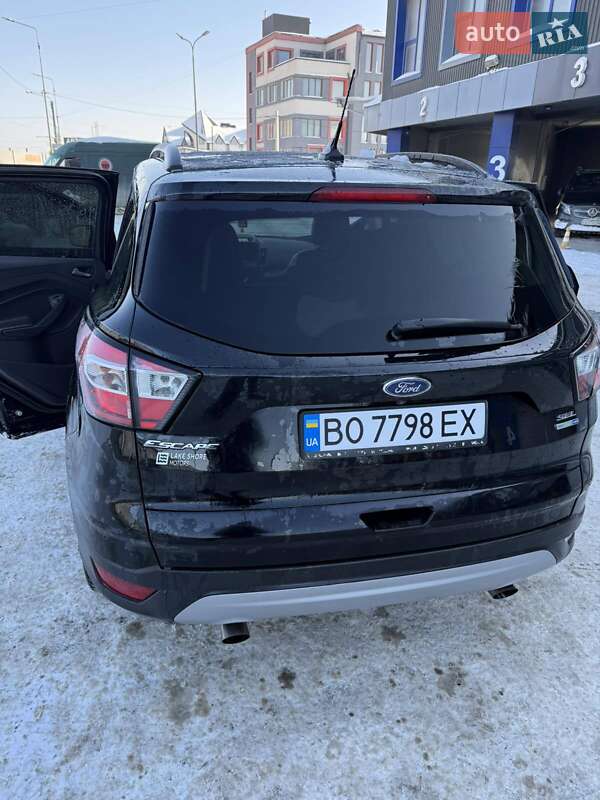 Позашляховик / Кросовер Ford Escape 2018 в Тернополі фото 8 Позашляховик / Кросовер Ford Escape 2018 в Тернополі
