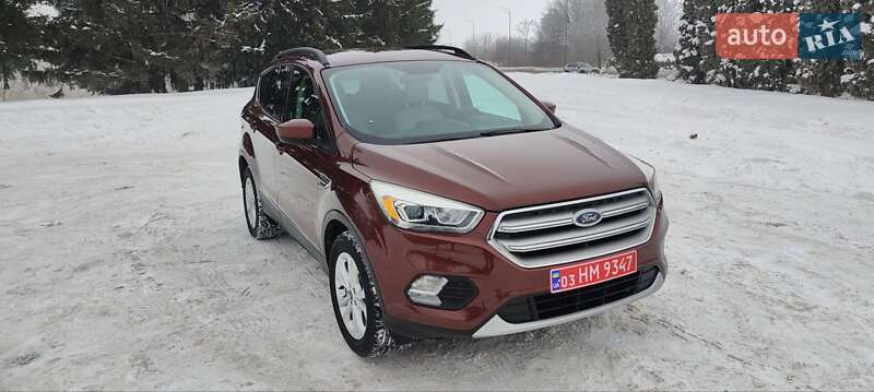 Позашляховик / Кросовер Ford Escape 2018 в Дубні фото 20 Позашляховик / Кросовер Ford Escape 2018 в Дубні