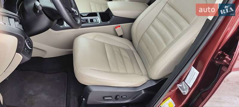 Позашляховик / Кросовер Ford Escape 2018 в Дубні фото 43 Позашляховик / Кросовер Ford Escape 2018 в Дубні