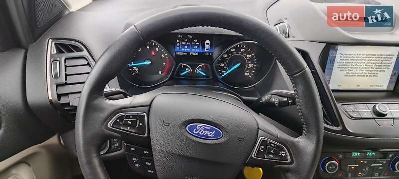 Позашляховик / Кросовер Ford Escape 2018 в Дубні фото 46 Позашляховик / Кросовер Ford Escape 2018 в Дубні