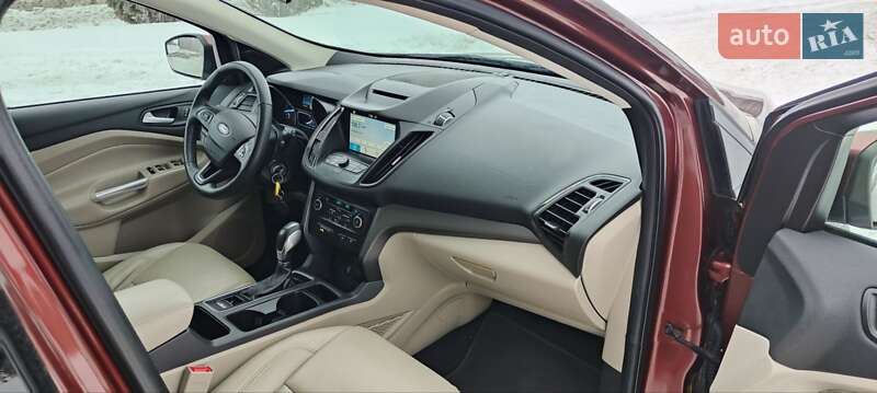 Позашляховик / Кросовер Ford Escape 2018 в Дубні фото 52 Позашляховик / Кросовер Ford Escape 2018 в Дубні