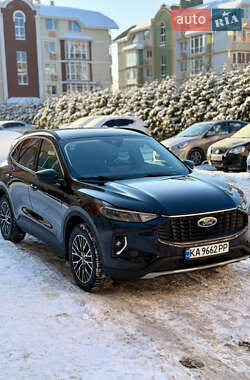 Внедорожник / Кроссовер Ford Escape 2023 в Киеве