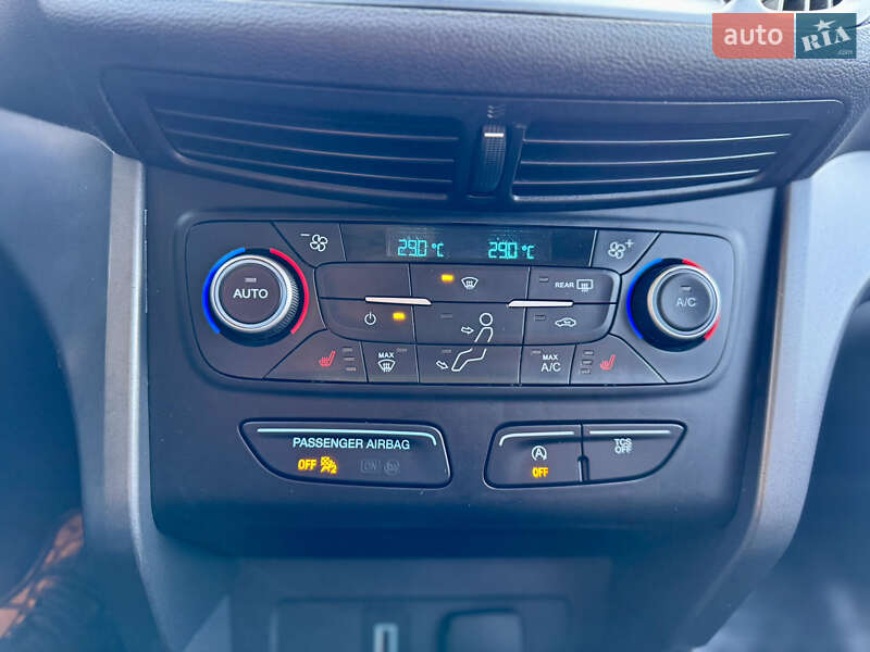 Внедорожник / Кроссовер Ford Escape 2018 в Киеве фото 36 Внедорожник / Кроссовер Ford Escape 2018 в Киеве