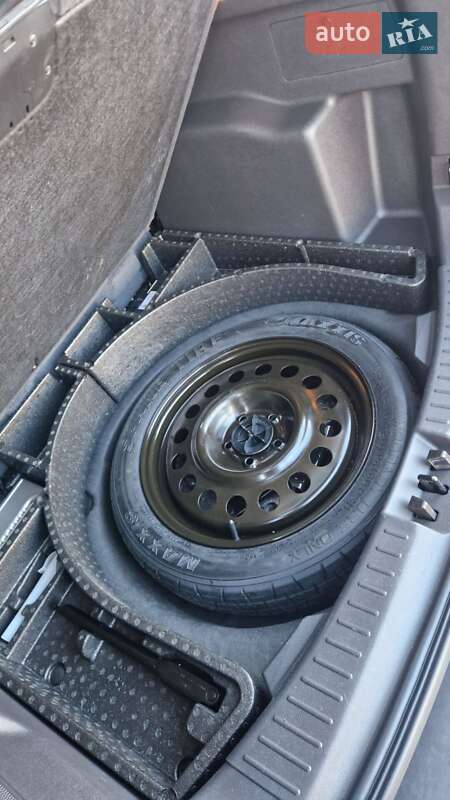 Внедорожник / Кроссовер Ford Escape 2017 в Николаеве фото 13 Внедорожник / Кроссовер Ford Escape 2017 в Николаеве