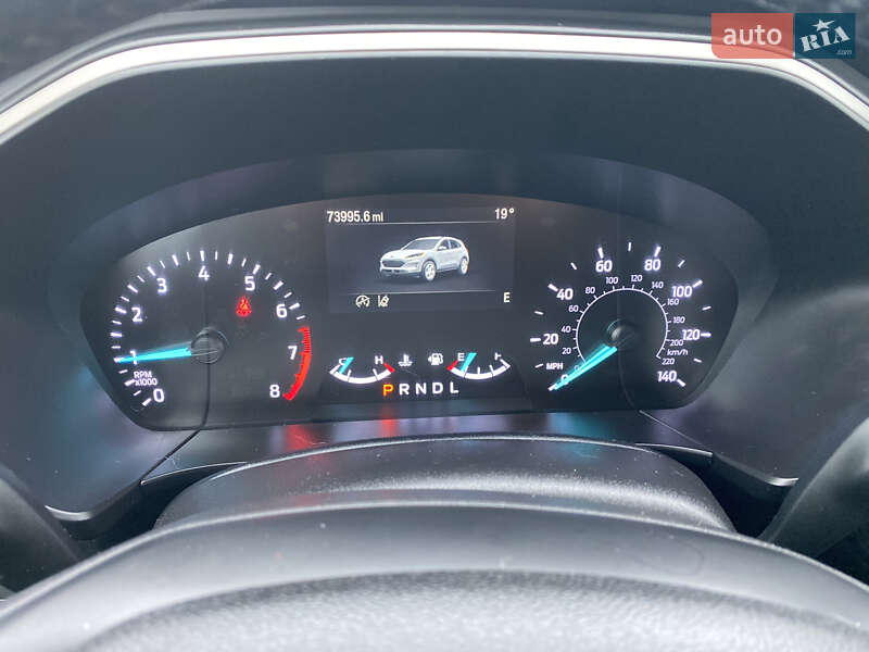 Внедорожник / Кроссовер Ford Escape 2019 в Киеве