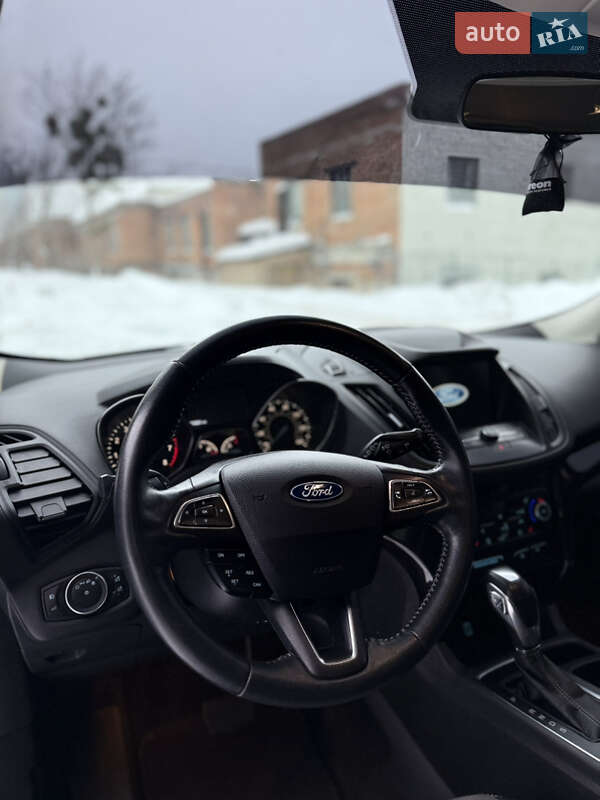 Позашляховик / Кросовер Ford Escape 2018 в Львові