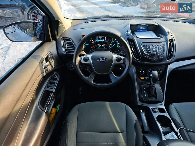 Внедорожник / Кроссовер Ford Escape 2015 в Харькове