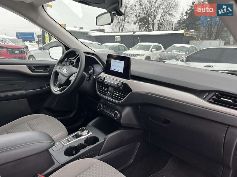 Внедорожник / Кроссовер Ford Escape 2021 в Львове