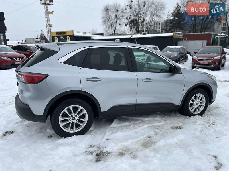 Внедорожник / Кроссовер Ford Escape 2021 в Львове