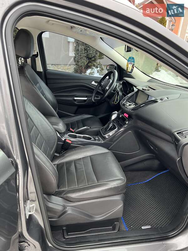 Позашляховик / Кросовер Ford Escape 2013 в Стрию
