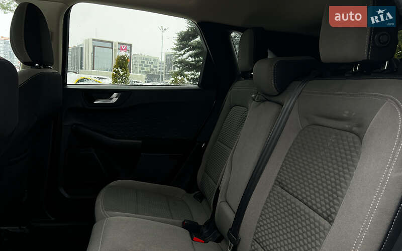 Внедорожник / Кроссовер Ford Escape 2020 в Львове